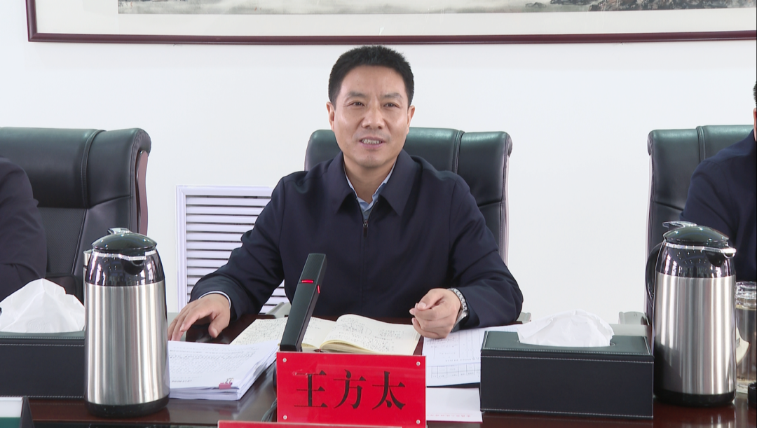 市委常委,常务副市长朱维昌,市委常委,副市长雷振,副