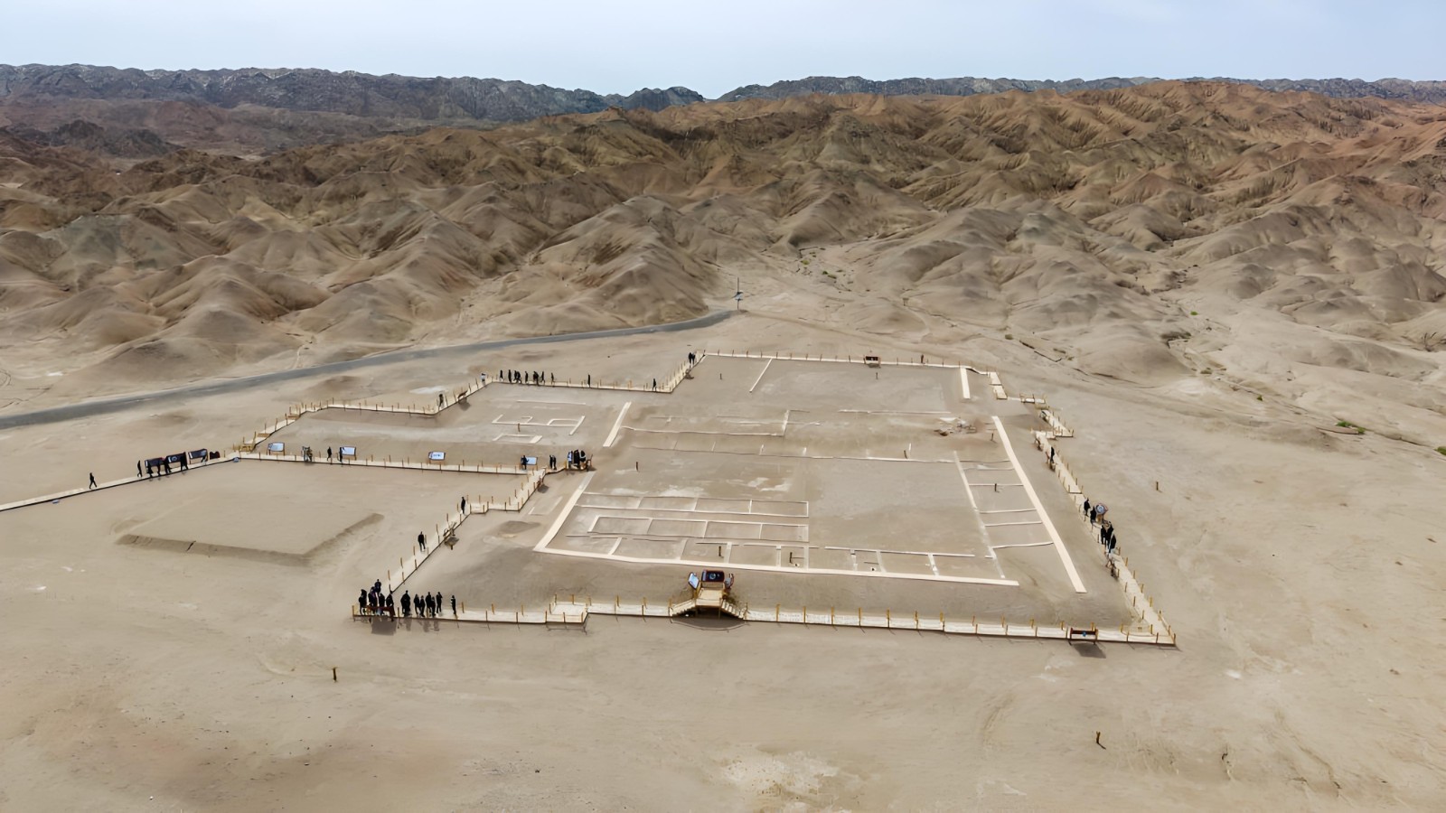 1749430879962503.jpg (拟发明日四版讲坛)(1216975)-20250609085518.jpg